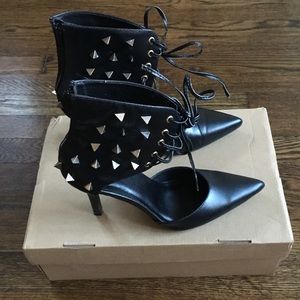 Women's Studded Lace Tied Black Heels Sz 36
